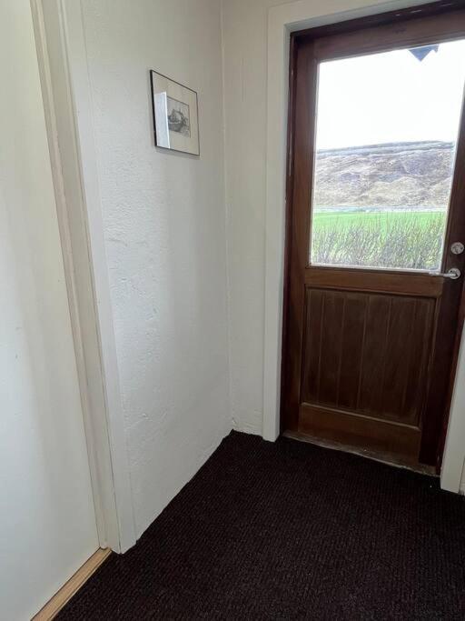 Black Valley Apartment Thoroddsstathir Exteriör bild