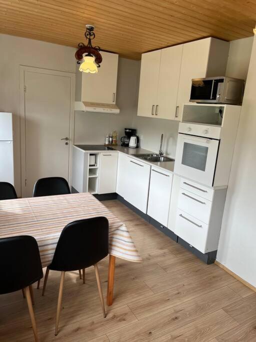 Black Valley Apartment Thoroddsstathir Exteriör bild